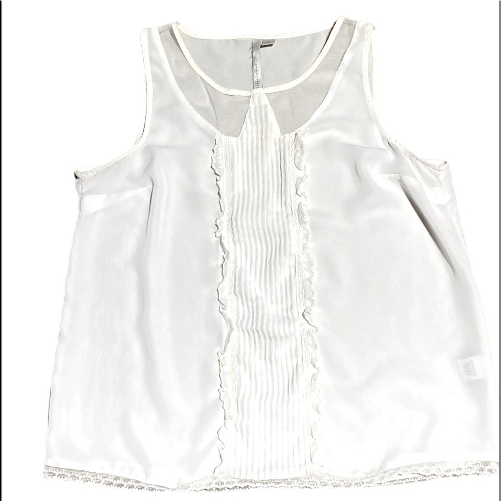 Women’s Lauren Conrad Sleeveless Top Size Medium